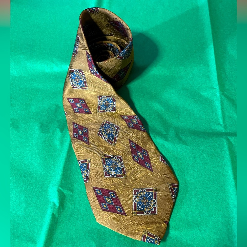 Cox & Hawkens silk tie